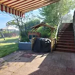 Gloria *